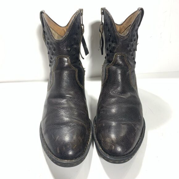 Born Leather Textured Studded Ankle Cowboy Western Boots Size 9.5 Women’s - Picture 4 of 16